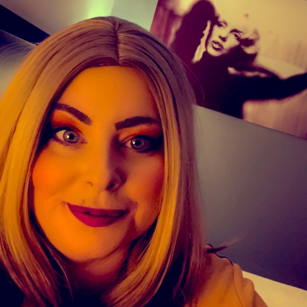 Meet your Posher, Andrea